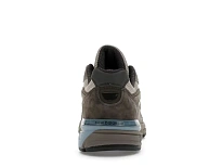 Фото № 4 с приближением к товару «‎New Balance 990v4»