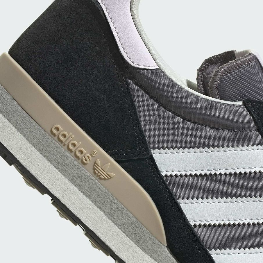 Фото № 1 с приближением к товару «‎Кроссовки Adidas SPAD115O1BA-Q11»