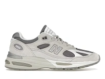 Фото № 1 с приближением к товару «‎New Balance 991v2»