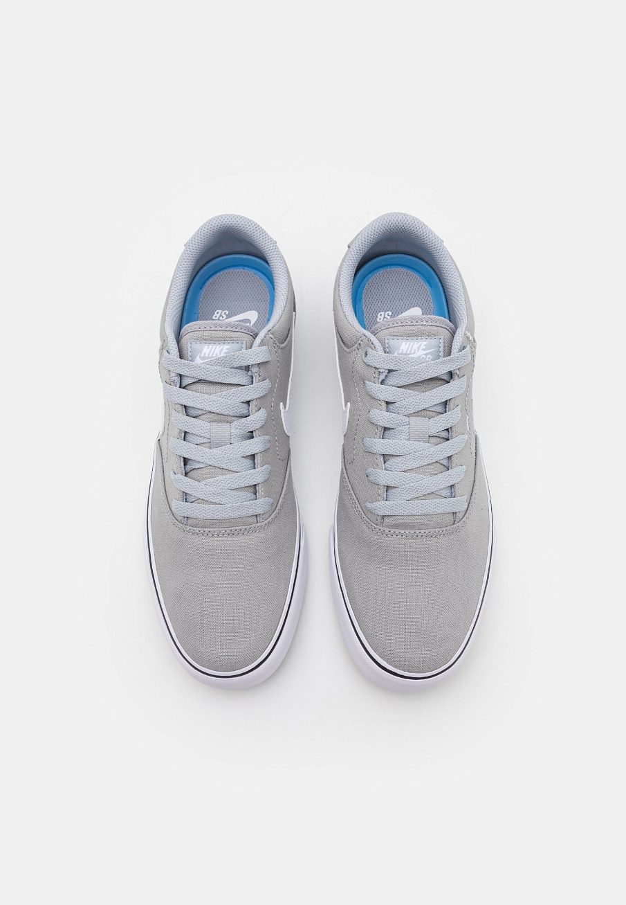 Фото № 4 с приближением к товару «‎Nike Chron 2»