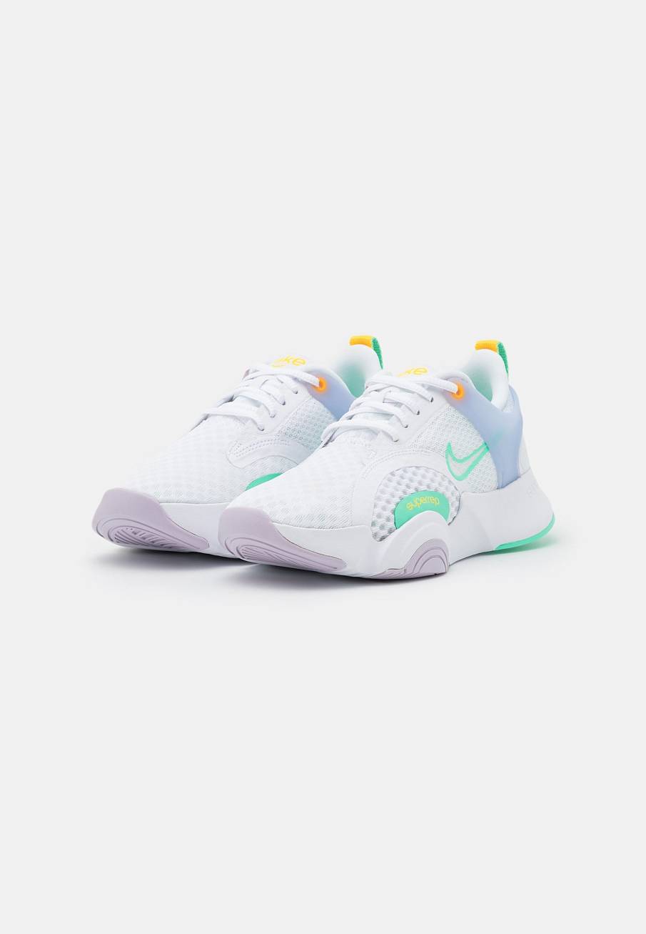 Фото № 2 с приближением к товару «‎Кроссовки Nike SPN1241A10W-A11»