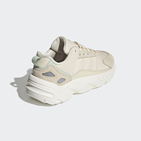 Фото № 4 с приближением к товару «‎Adidas Boost »