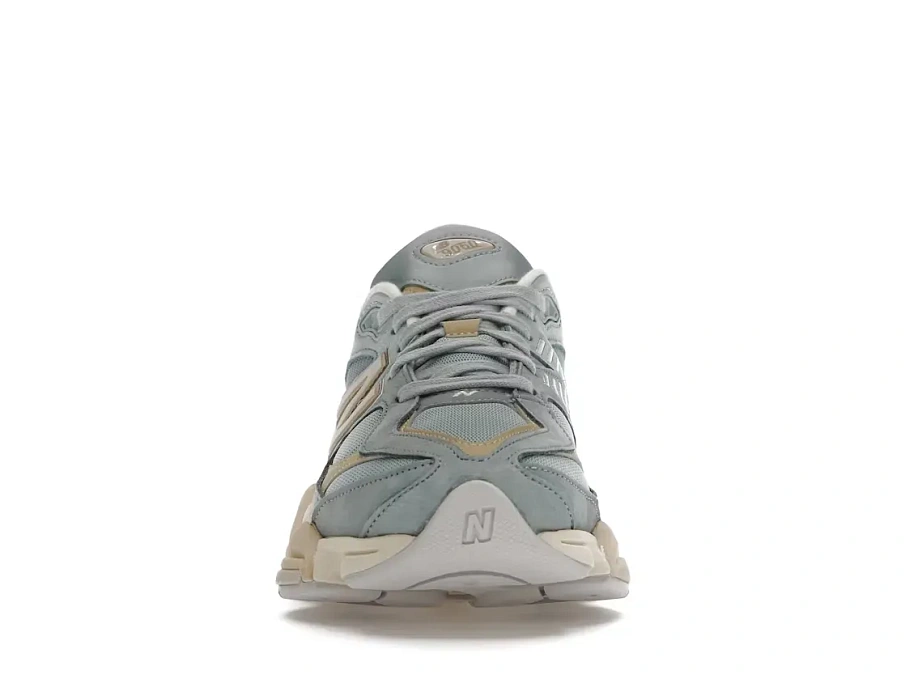 Фото № 2 с приближением к товару «‎New Balance 9060»