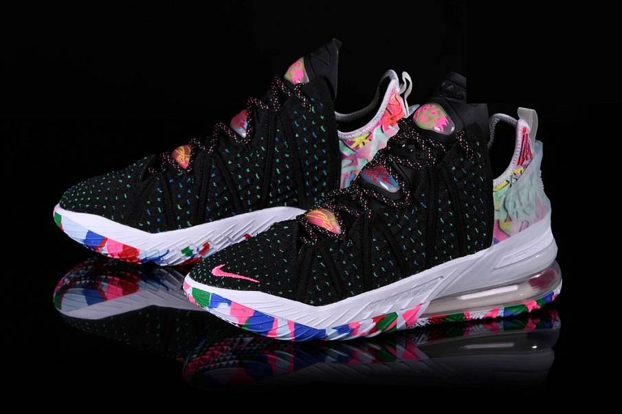 Фото № 2 с приближением к товару «‎Nike Lebron 18»