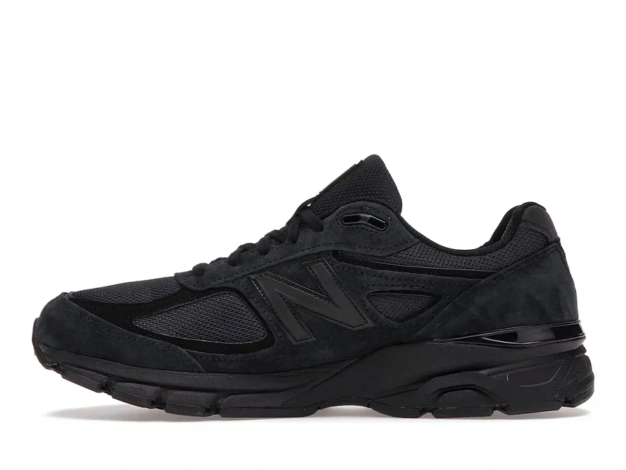 Фото № 3 с приближением к товару «‎New Balance 990v4»