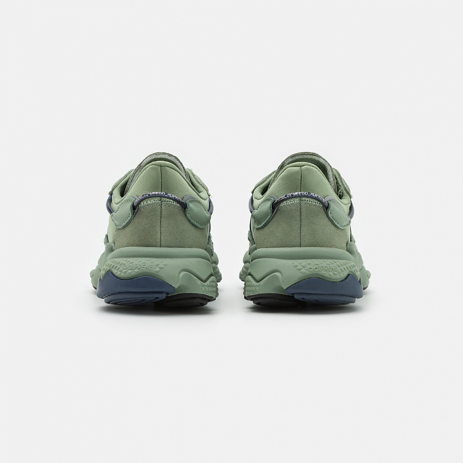 Фото № 3 с приближением к товару «‎Adidas Ozweego »