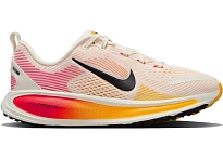 Фото № 1 с приближением к товару «‎Nike Vomero 18»