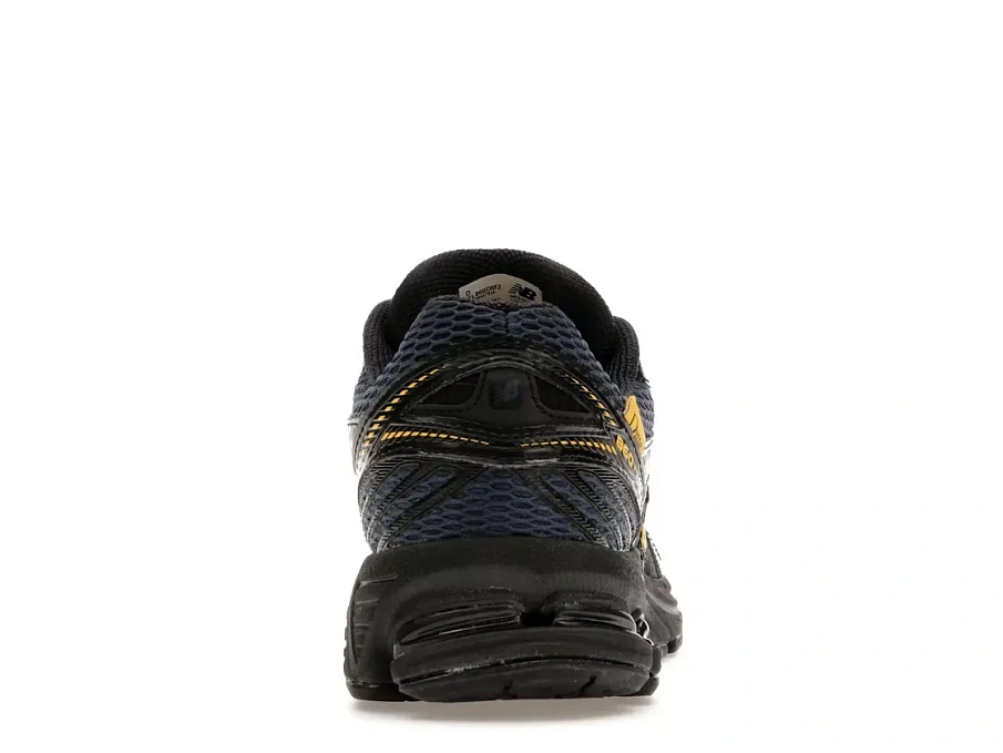 Фото № 4 с приближением к товару «‎New Balance 860v2»