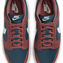 Фото № 3 с приближением к товару «‎Nike Dunk »