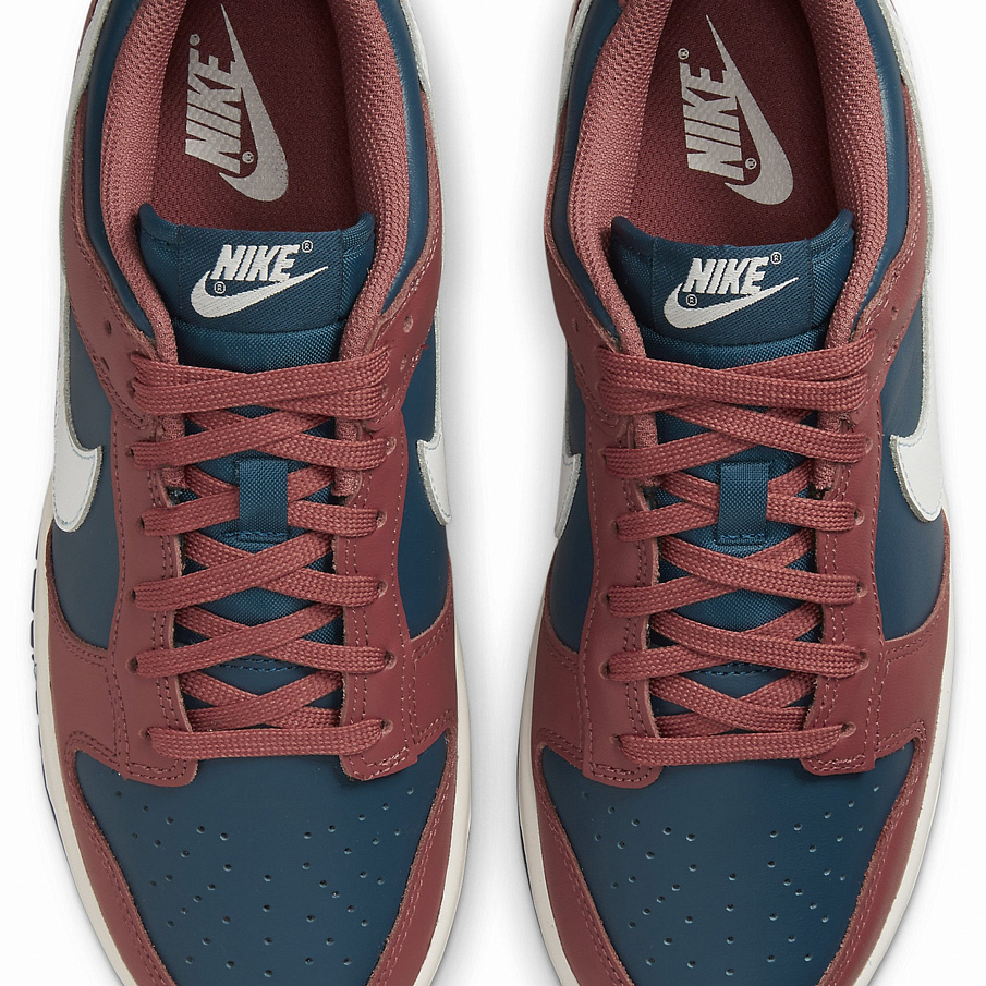 Фото № 3 с приближением к товару «‎Nike Dunk »