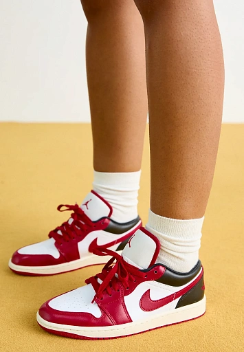 AIR JORDAN 1 LOW - 2