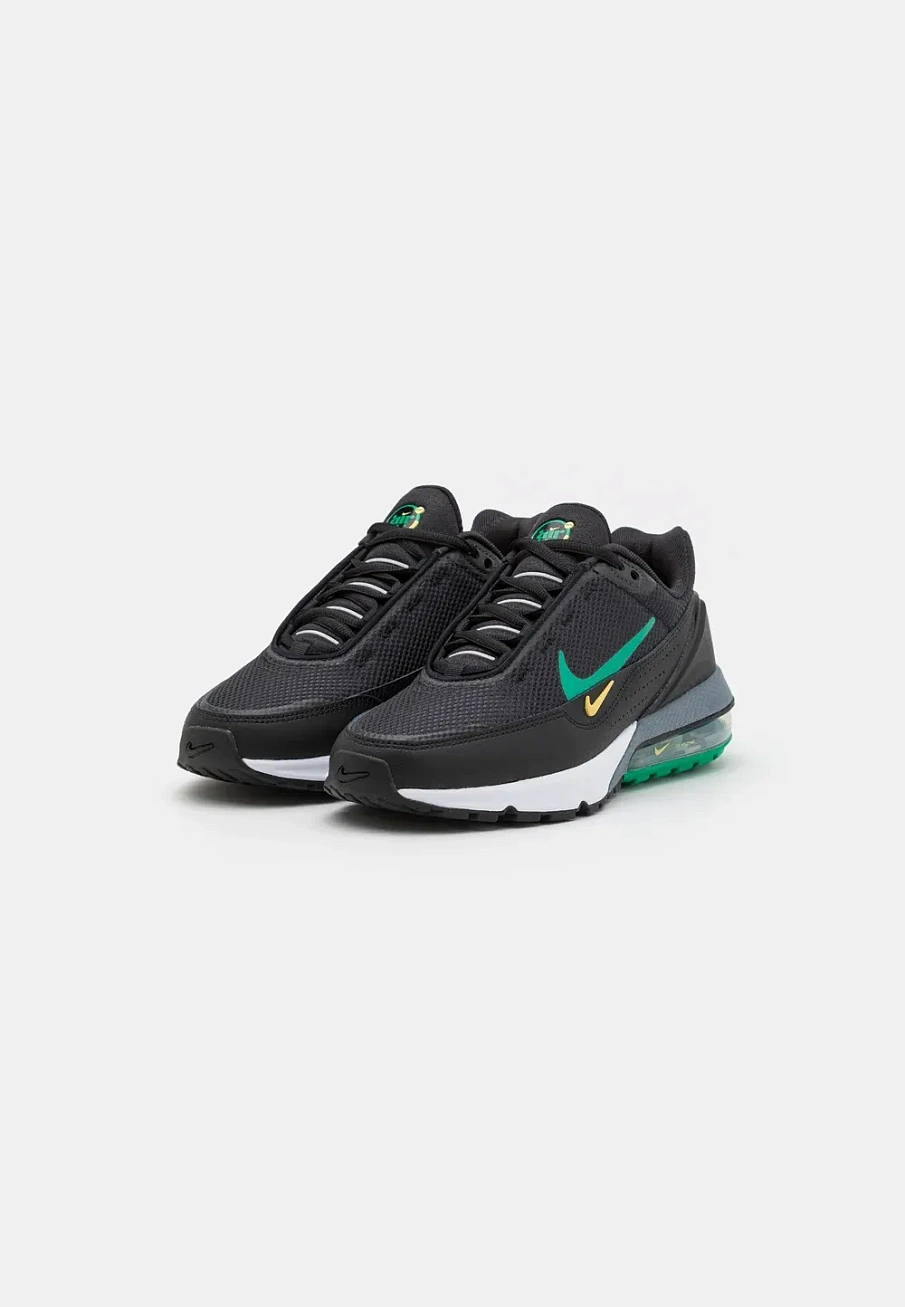 Фото № 2 с приближением к товару «‎AIR MAX PULSE»