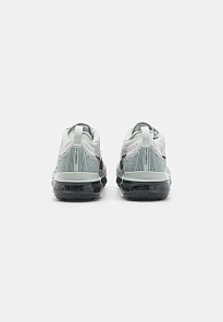 Фото № 3 с приближением к товару «‎AIR VAPORMAX 2023»