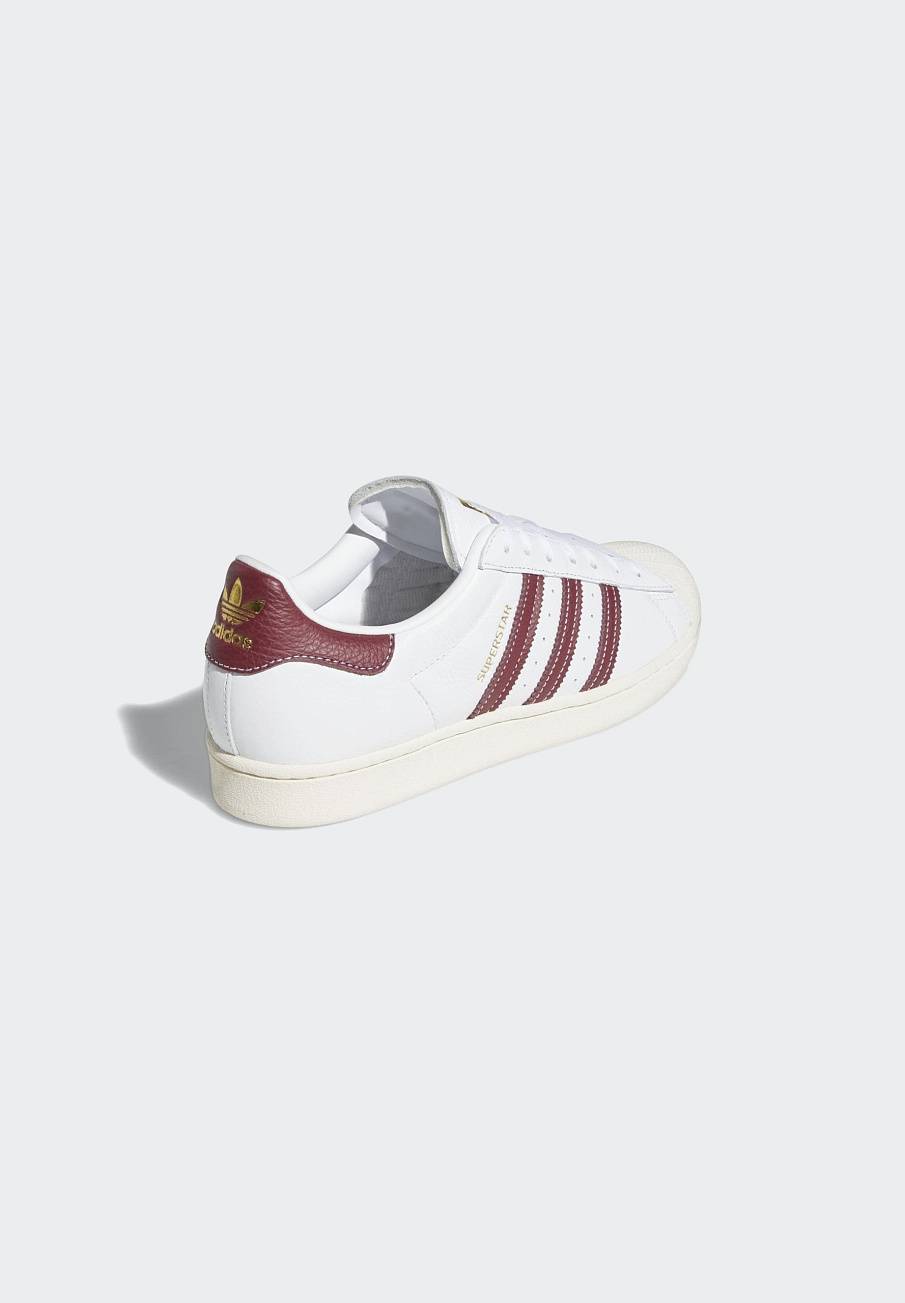 Фото № 4 с приближением к товару «‎Adidas Superstar »