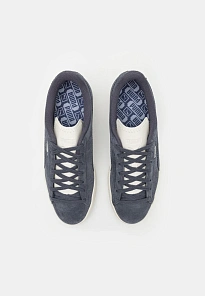 Фото № 4 с приближением к товару «‎SUEDE CLASSIC UNISEX»