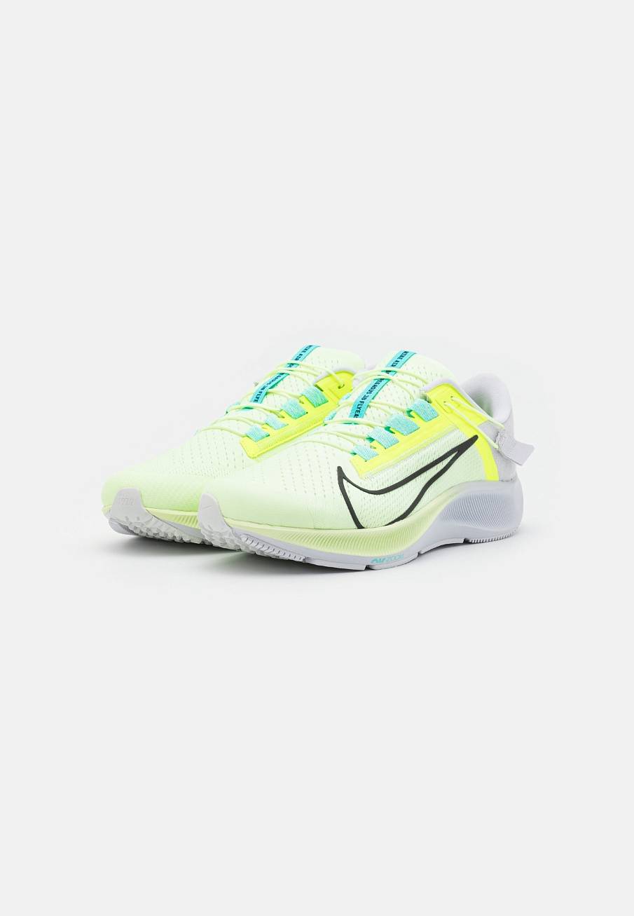 Фото № 2 с приближением к товару «‎Nike Zoom Pegasus 38 Flyease Wide»