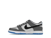 Фото № 3 с приближением к товару «‎Nike Dunk Low»
