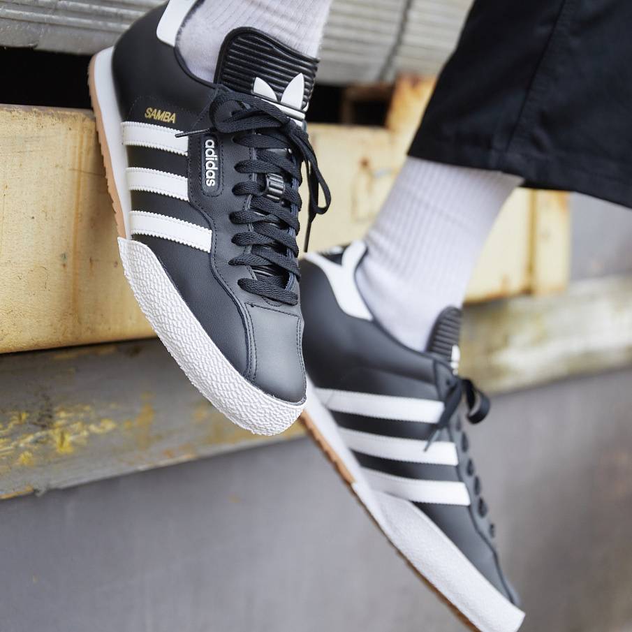 Фото № 3 с приближением к товару «‎Adidas Samba Super »