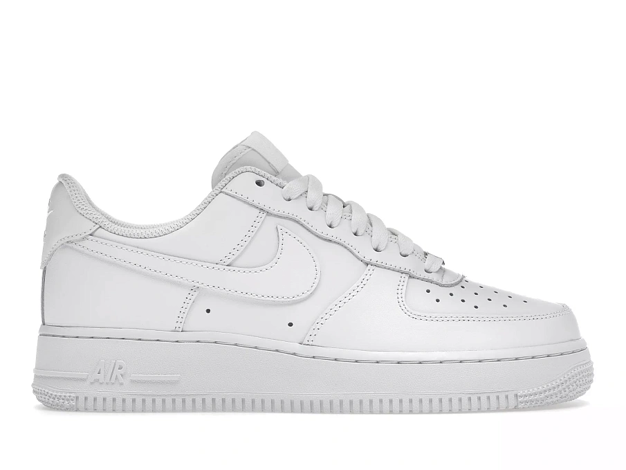 Фото № 1 с приближением к товару «‎Nike Air Force 1 Low '07 White »
