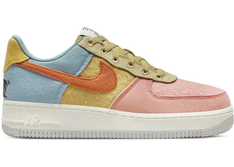 Фото № 1 с приближением к товару «‎Nike Air Force 1 Low '07 Next Nature»