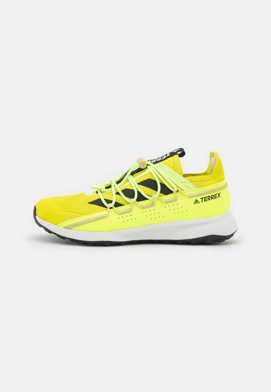Фото № 1 с приближением к товару «‎Adidas Terrex Voyager 21 »
