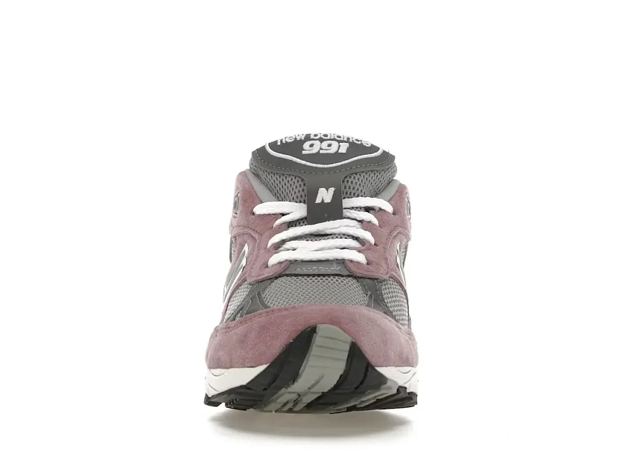 Фото № 2 с приближением к товару «‎New Balance 991v1»
