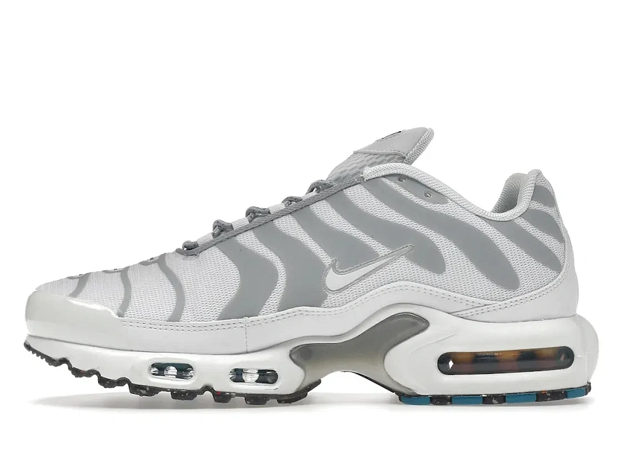 Фото № 3 с приближением к товару «‎Nike Air Max Plus Grind Light Smoke Grey»