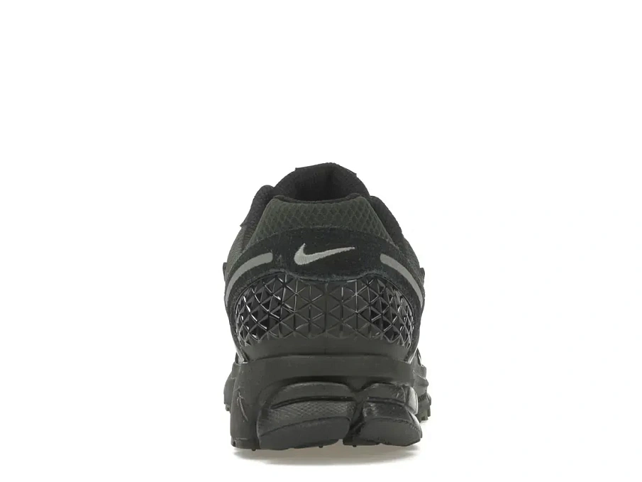 Фото № 4 с приближением к товару «‎Nike Zoom Vomero 5»