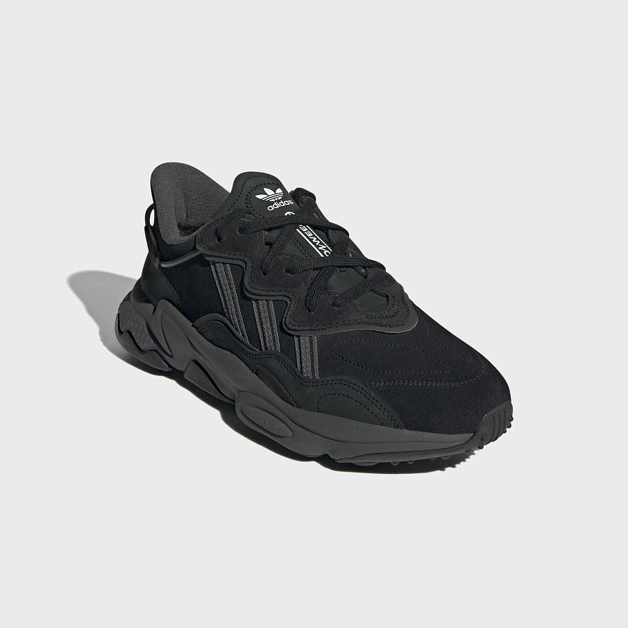Фото № 3 с приближением к товару «‎Adidas Ozweego »