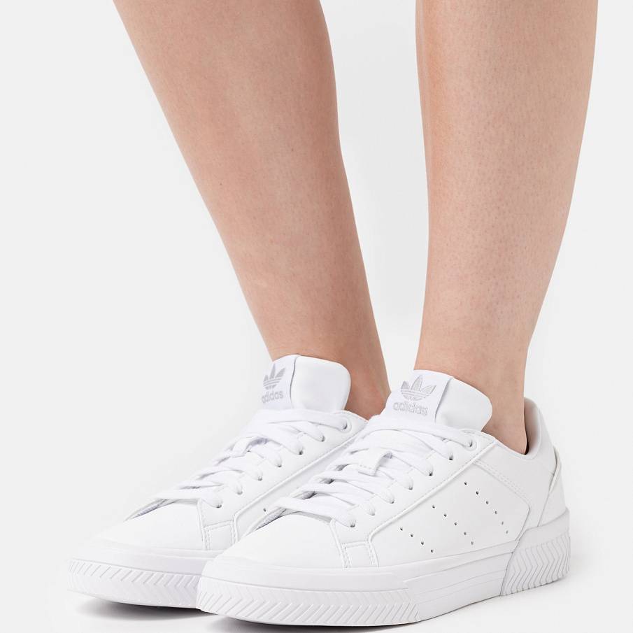 Фото № 2 с приближением к товару «‎Adidas Court Tourino »