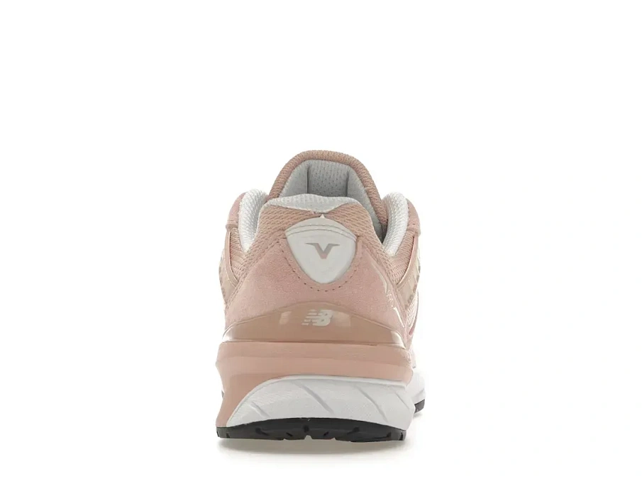 Фото № 4 с приближением к товару «‎New Balance 990v5»