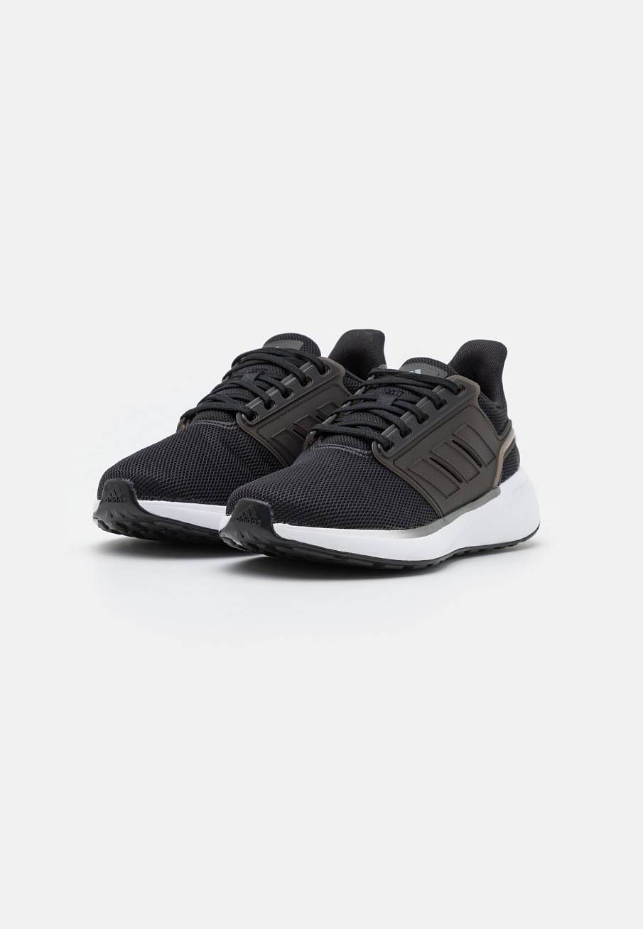 Фото № 2 с приближением к товару «‎Adidas Eq19 Run»