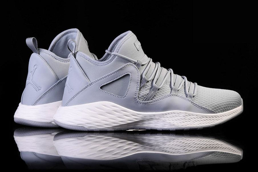 Фото № 1 с приближением к товару «‎Nike Air Jordan Formula 23 Wolf »