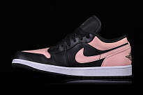 Фото № 2 с приближением к товару «‎Nike Air Jordan 1 Retro Crimson Tint »