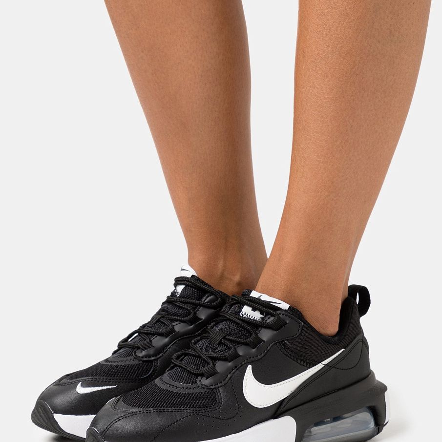 Фото № 2 с приближением к товару «‎Nike Air Max Verona »