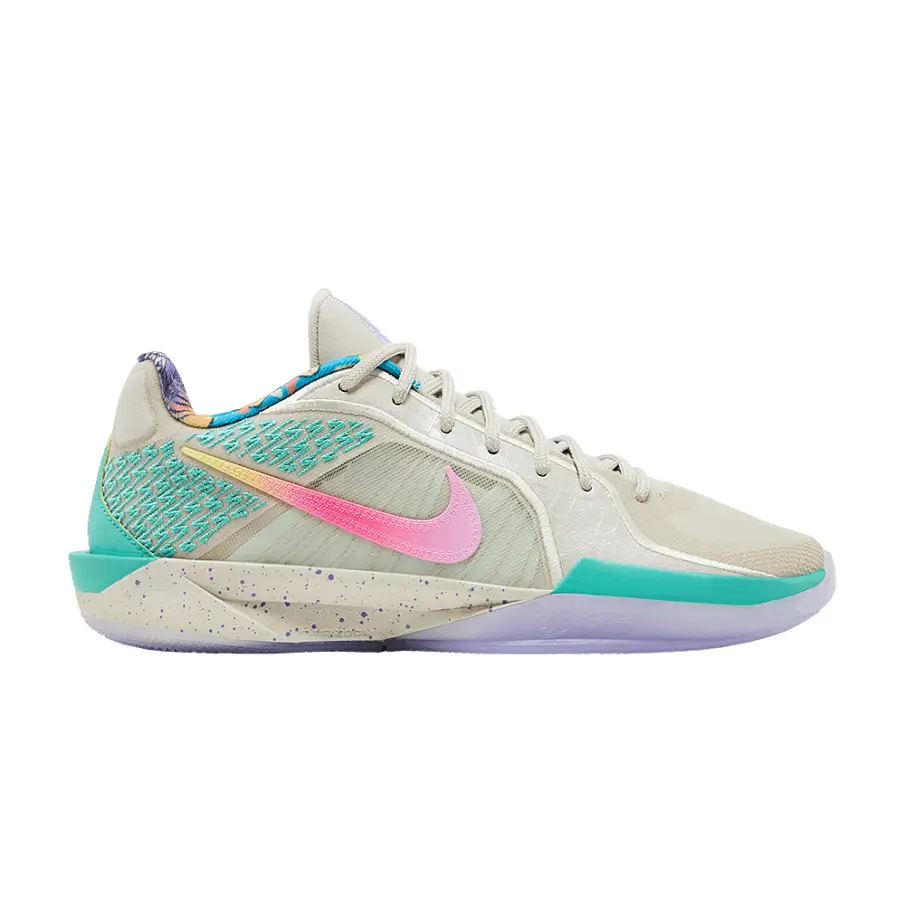 Фото № 1 с приближением к товару «‎Titan x Nike Women's Sabrina 2 EP Make Space (HQ1846-001)»