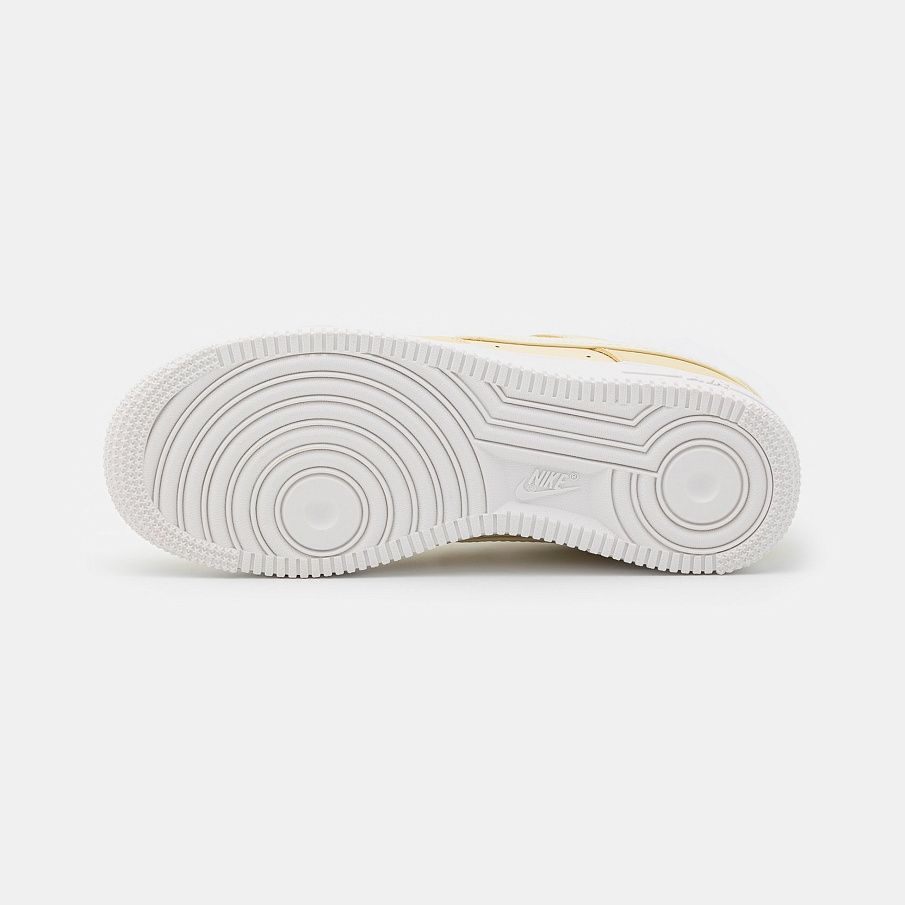 Фото № 5 с приближением к товару «‎Nike Air Force 1 07 »