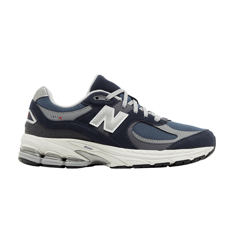 Фото № 1 с приближением к товару «‎New Balance 2002R Big Kid Eclipse Silver Metallic»