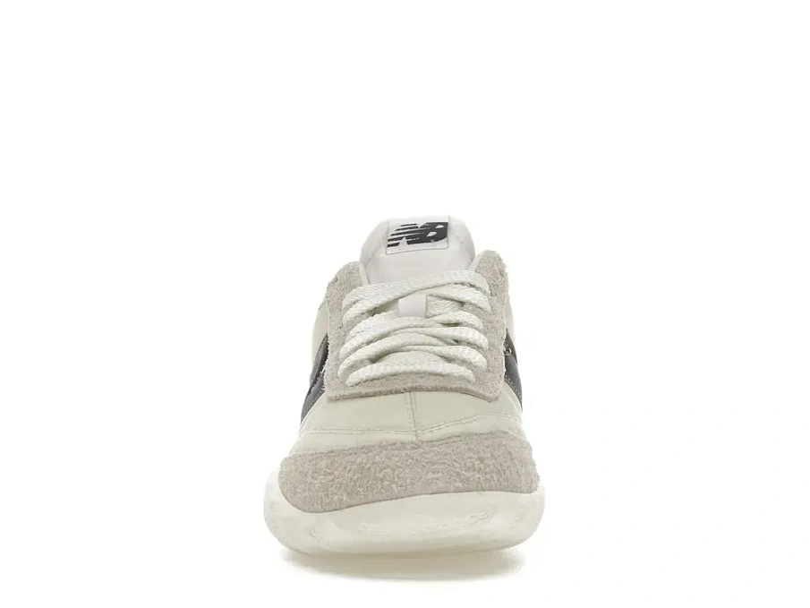 Фото № 2 с приближением к товару «‎New Balance RC30»