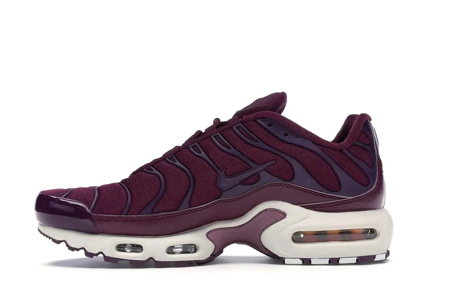 Фото № 3 с приближением к товару «‎Nike Air Max Plus TN Bordeaux »