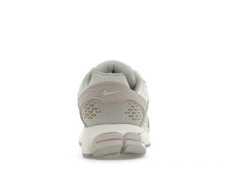 Фото № 4 с приближением к товару «‎Nike Zoom Vomero 5»