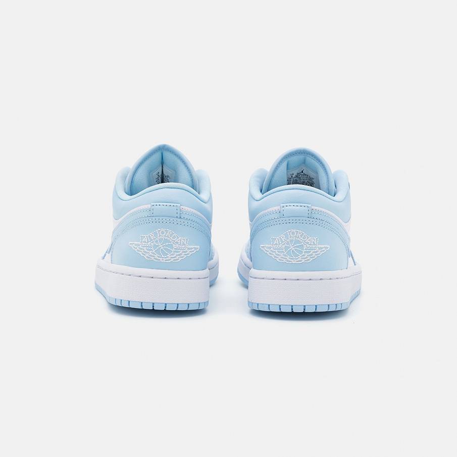 Фото № 3 с приближением к товару «‎Jordan Wmns Air 1 »