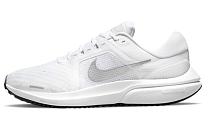 Фото № 1 с приближением к товару «‎Nike Wmns Air Zoom Vomero 16 Sports Shoes WhiteSilver»