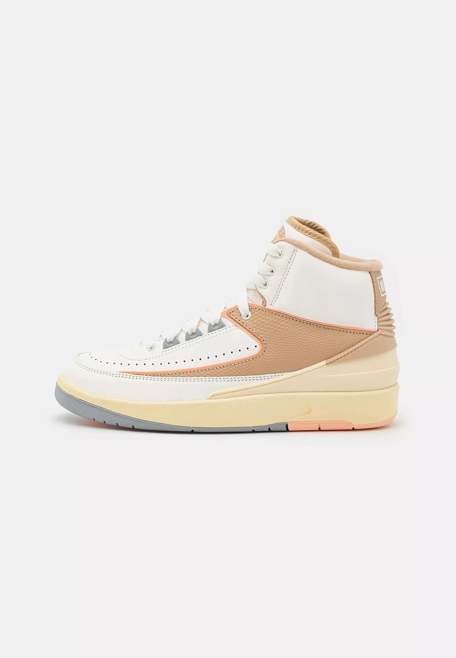 Фото № 1 с приближением к товару «‎WMNS AIR JORDAN 2 RETRO»