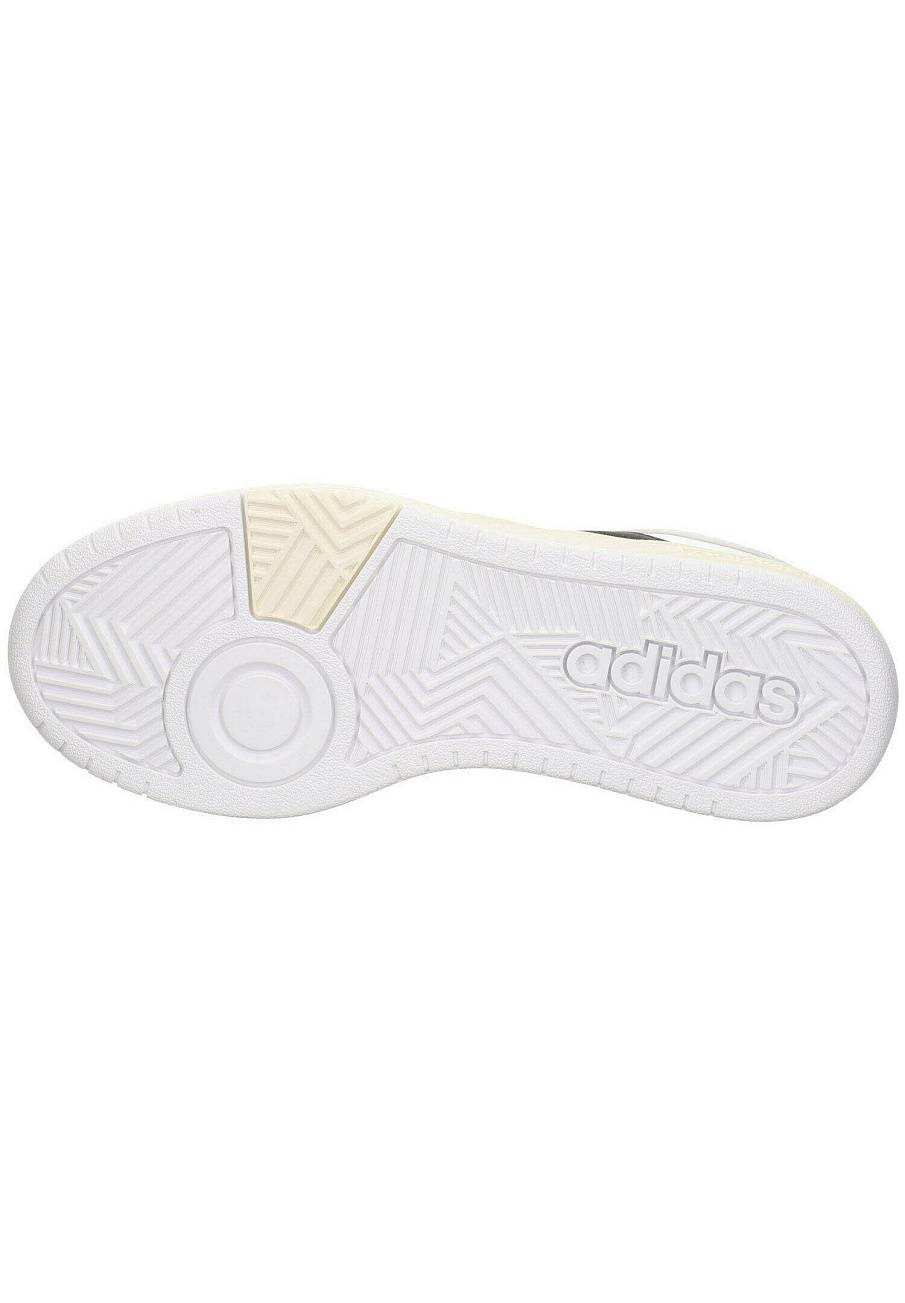 Фото № 5 с приближением к товару «‎Adidas Hoops »