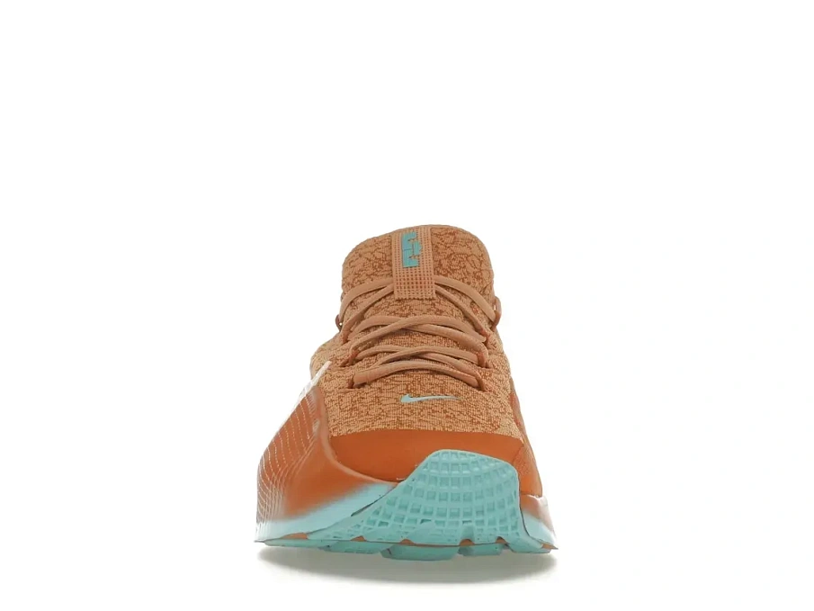 Фото № 2 с приближением к товару «‎Nike LeBron TR 1»