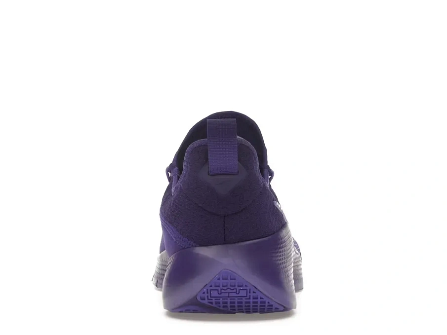 Фото № 4 с приближением к товару «‎Nike LeBron TR 1»