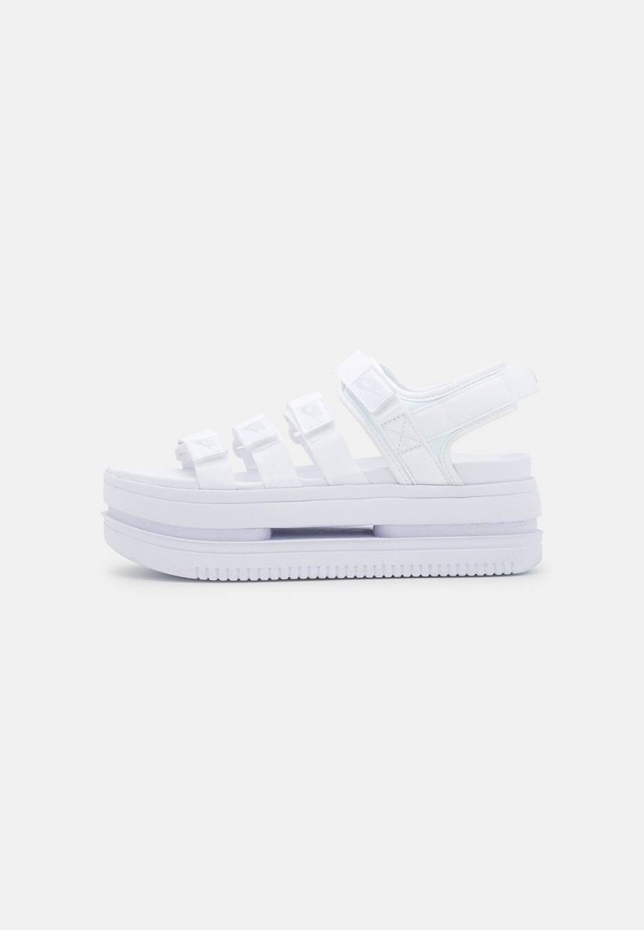 Фото № 1 с приближением к товару «‎Nike Icon Classic»