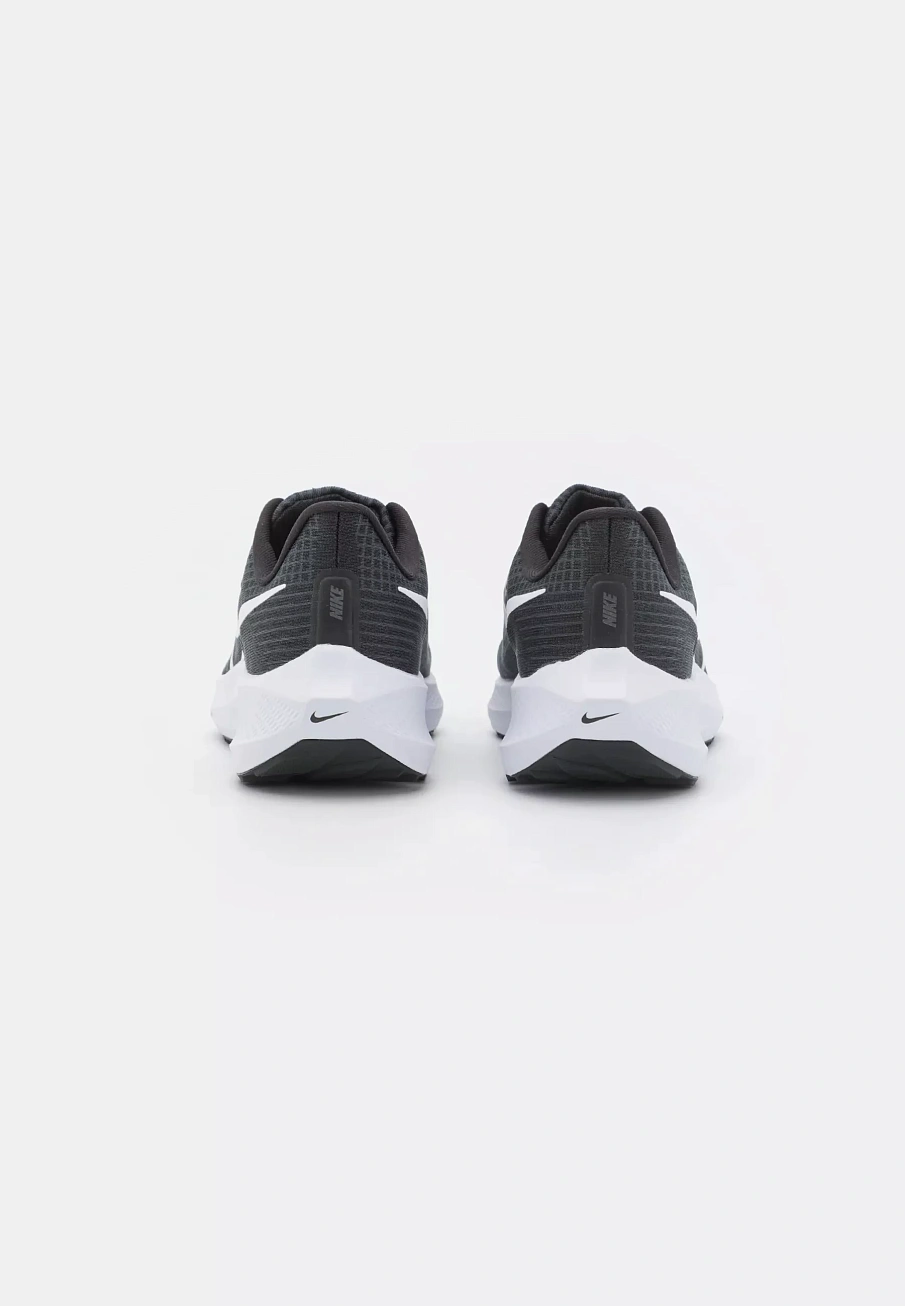 Фото № 4 с приближением к товару «‎AIR ZOOM PEGASUS 39»
