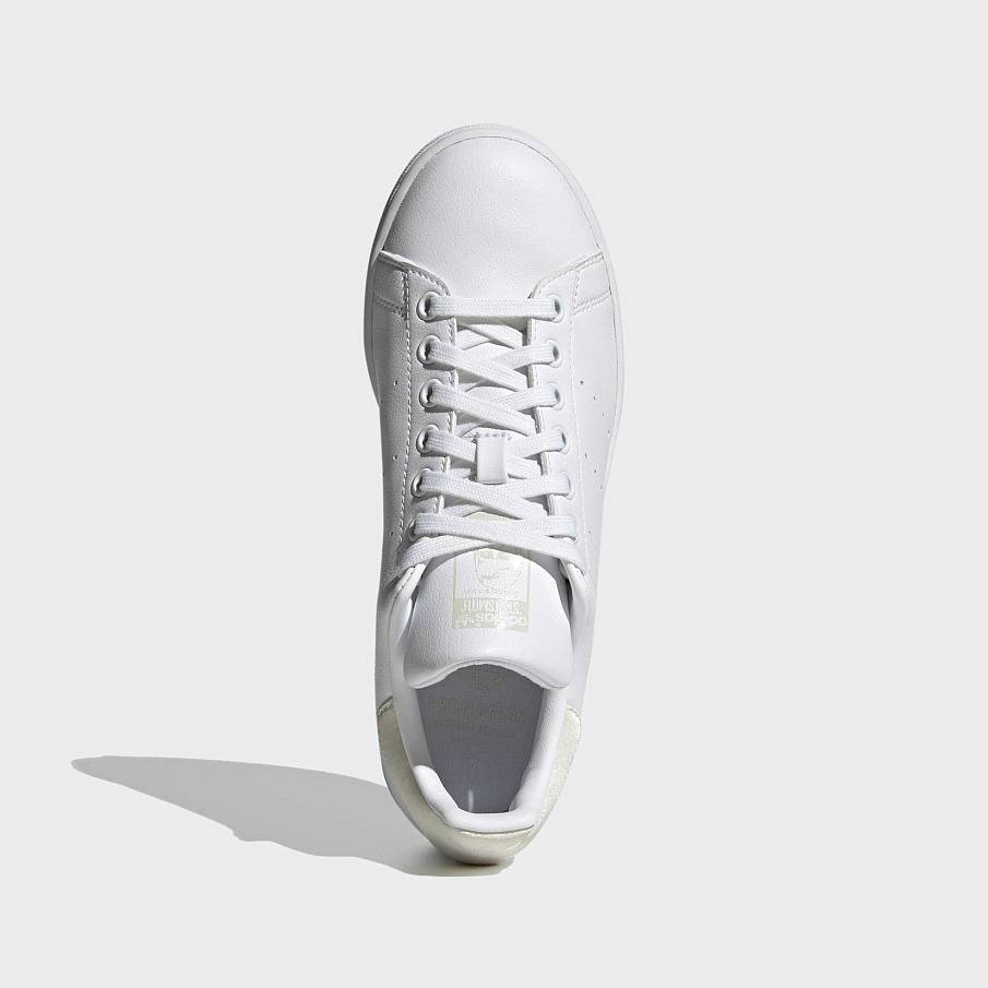 Фото № 4 с приближением к товару «‎Adidas Stan Smith »